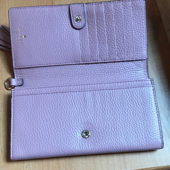💎💎SOLD💎💎Kate spade wallet - Picture 2 of 8